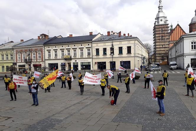 Kolejny protest pracowników MPK.  Tym razem na Rynku