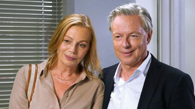 Barwy szczęścia, od. 2553: Henryk Kępski (Zbigniew Suszyński), Wanda Kępska (Maja Barełkowska)
