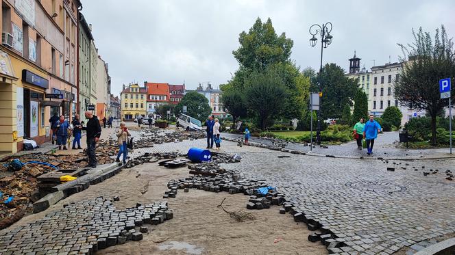 Nasi reporterzy są na miejscu i relacjonują, jak wygląda sytuacja w Głuchołazach