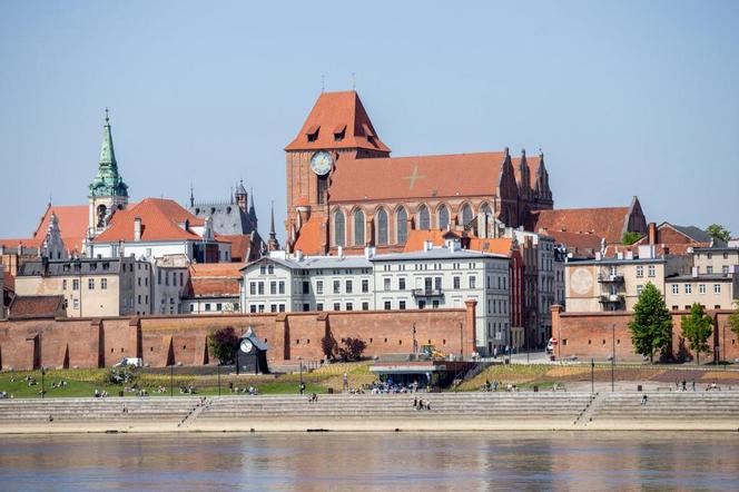 Remont tarasu na lewobrzeżnym Toruniu kosztował ok. 60 tys. zł! Widok? Bezcenny! 