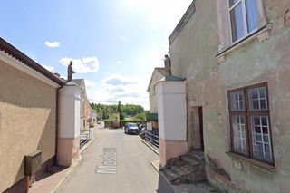 To miasto nazywane jest Małą Wenecją Północy. Można doliczyć się tu kilkunastu mostów