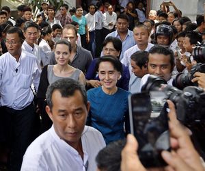 Angelina Jolie kończy 50 lat! Zobacz, jak się zmieniała