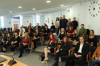 Młodzież z Budowlanki napisała już swój list do dorosłych. Przeczytasz?