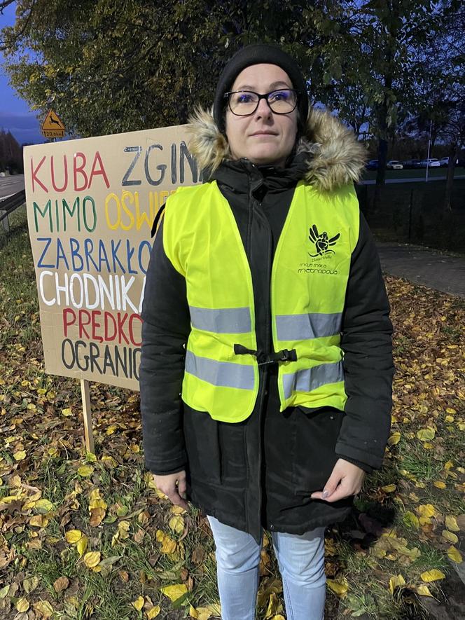 Protest na DK nr 80 po wypadku, w którym zginął 15-letni Kuba. Mieszkańcy zablokowali drogę