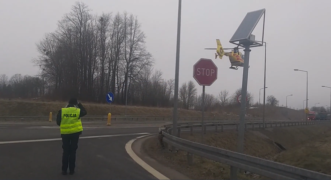 Wypadek na obwodnicy Olecka. Zderzyły się dwa samochody osobowe