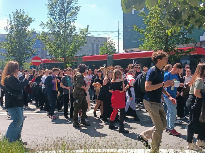 Korowód studencki rozpoczyna Juwenalia Śląskie 2025 w Katowicach