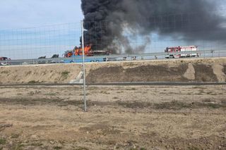 Pożar autokaru z dziećmi na A2