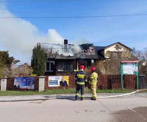 Pożar domu w Węglowie! Rodzina straciła dorobek życia