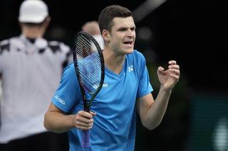 Hubert Hurkacz POBITY przez bliskiego przyjaciela! Młody Jannik Sinner zdemolował Polaka w ATP Finals!