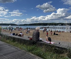 Wakacyjny patrol Eska Summer City na olsztyńskiej Plaży Miejskiej
