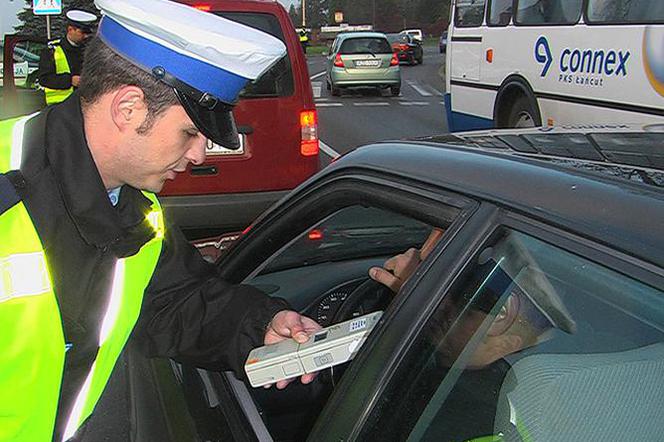 Nowa Dęba: Pijany zajechał na stację benzynową. Świadkowie wezwali policję