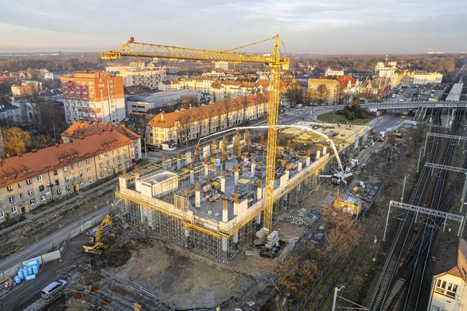 Centrum przesiadkowe w centrum Zabrza. Prace idą pełną parą