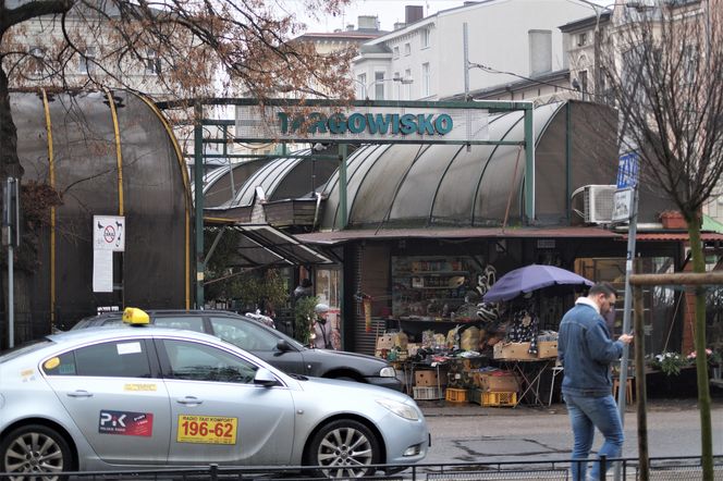 Parking podziemny, targowisko i więcej zieleni. Tak zmieni się plac Piastowski