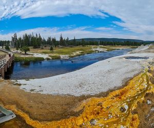 Nowy otwór w superwulkanie w Yellowstone! Gigant budzi się do życia?