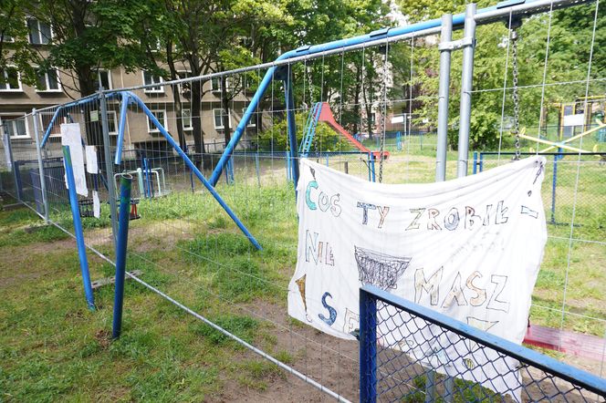 Ogrodzony plac zabaw na Winogradach