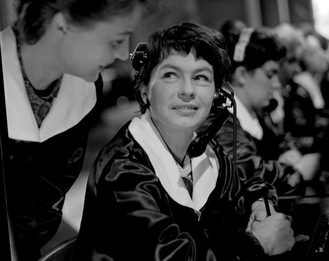 Jesteś cudowną stuletnią dziewczyną