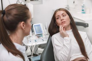 Dentyści mają dość, leczenie zębów na NFZ zagrożone. Zapraszamy za rok