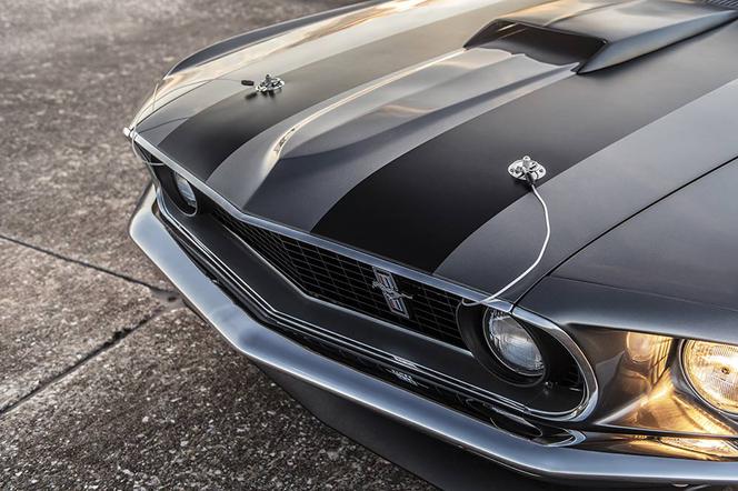 1000-konny Ford Mustang Mach 1