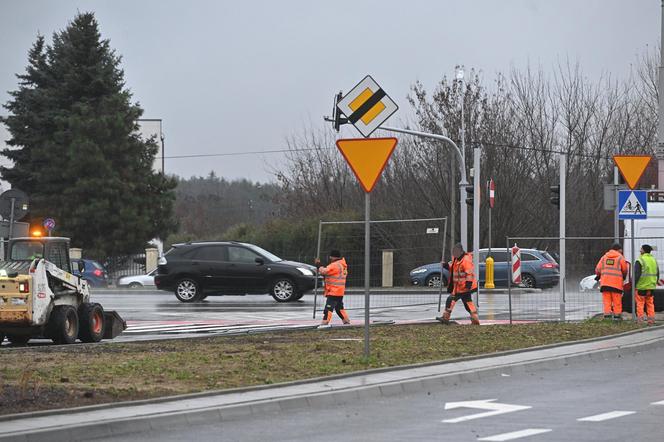 Nowe skrzyżowanie na Białołęce. Przebitka Światowida do Modlińskiej otwarta!