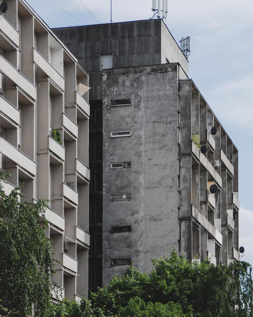 Manhattan - zdjęcia. Zobacz najwyższy blok w Łodzi