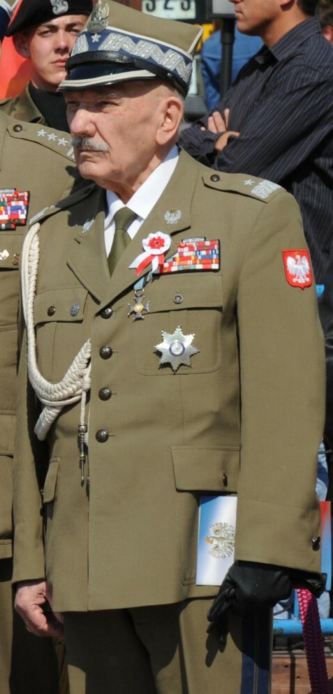 gen. bryg. Stanisław Nałęcz-Komornicki – kanclerz Orderu Wojennego Virtuti Militari