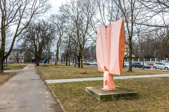 "Galeria samochodowa" w Warszawie na Woli