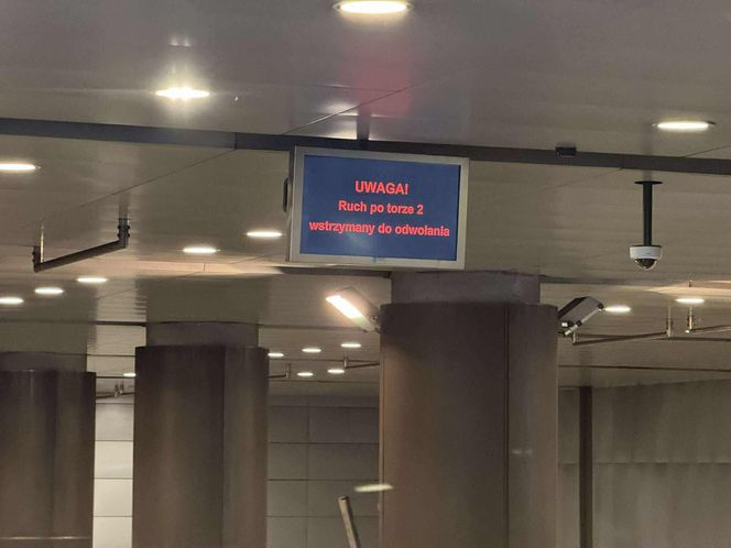 Utrudnienia w metrze w Warszawie (3.07.2025)