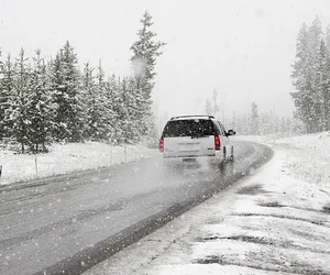 Jak dobrze zabezpieczyć samochód przed zimą? Sprawdź!