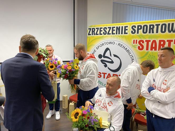 Paraolimpijczycy wrócili do Zielonej Góry. Sportowcy docenieni niczym bohaterowie