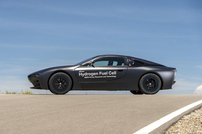 BMW i8 Hydrogen Fuel Cell
