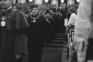 Jak wyglądał początek roku akademickiego w PRL-u? Tak zaczynali naukę nasi rodzice i dziadkowie!