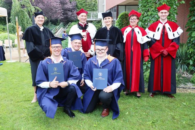 Tak kończyli studia absolwenci WSPiA  w Rzeszowie [ZDJĘCIA]