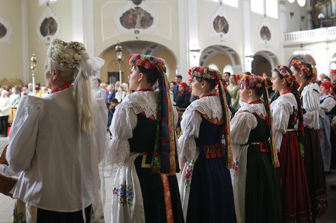 Święcenie pokarmów na Nikiszowcu