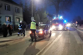 Nowy Dwór Gdański: 50-letnia kobieta potrącona na przejściu dla pieszych