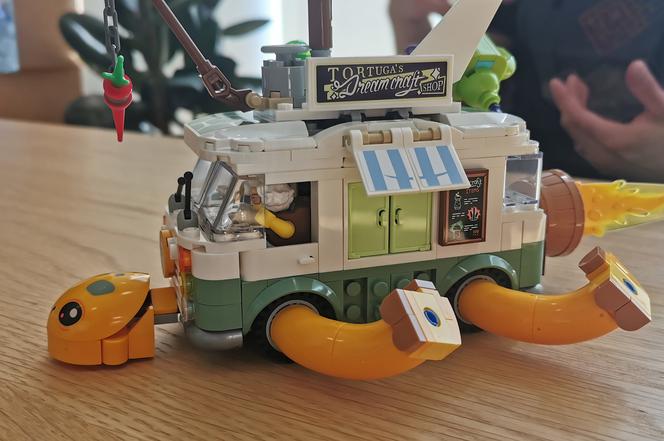 Żółwia furgonetka pani Castillo (LEGO DREAMZzz)