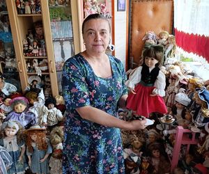 Agnieszka Ciećko zbiera lalki