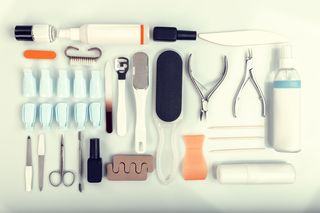 Akcesoria do manicure i pedicure: jak ich używać? [LISTA]