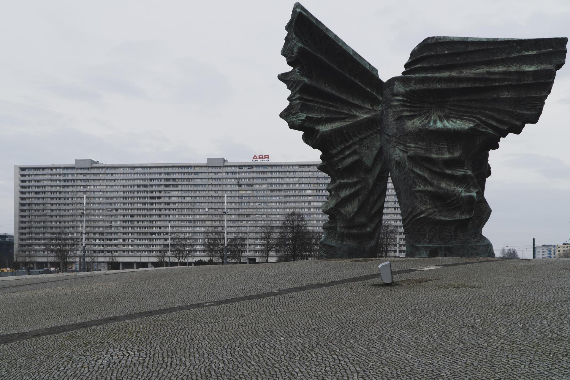 Superjednostka w Katowicach - zdjęcia. Zobacz jeden z największych bloków w Polsce