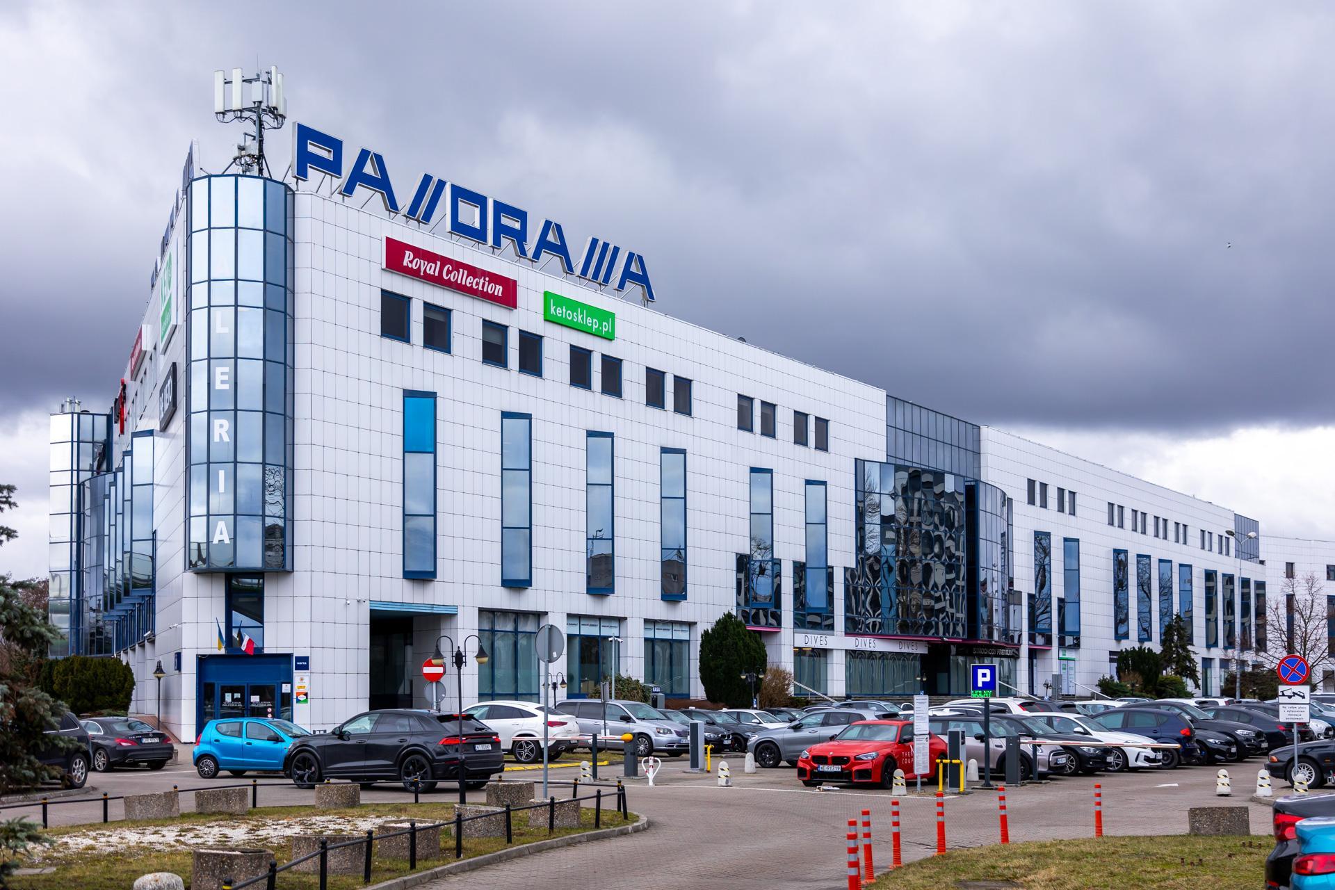 Centrum handlowe Panorama w Warszawie - tak wyglądał luksus lat 90. Zobacz zdjęcia