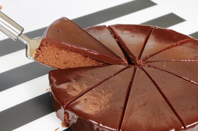 Przepis na ekspresowe ciasto czekoladowe 