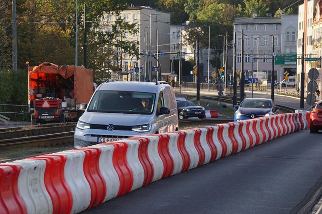 Ruszyła naprawa mostu Bernardyńskiego. Kierowcy autobusów nie mają łatwego życia