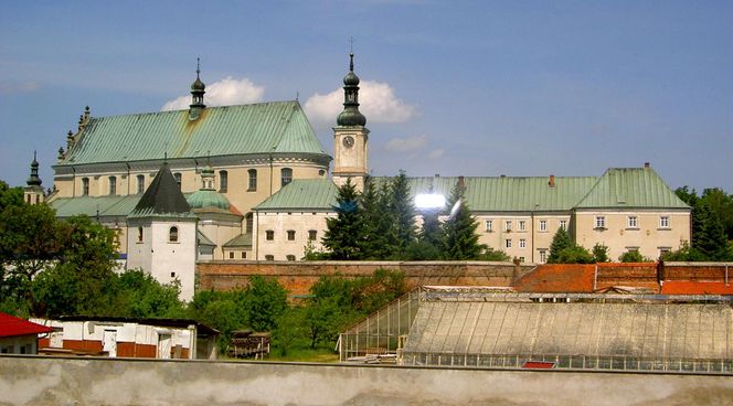  Bazylika Zwiastowania Najświętszej Maryi Panny w Leżajsku