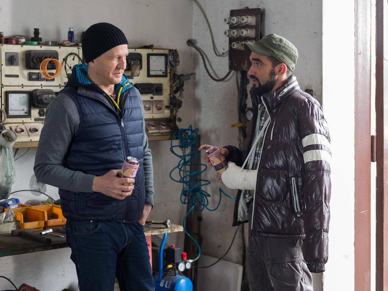 Na Wspólnej, odcinek 2513, Wojtek (Marcin Przybylski), Miro (Wojciech Blach)