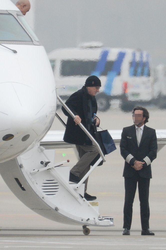 Robert De Niro już w Polsce. Aktor przyłapany na lotnisku w Warszawie