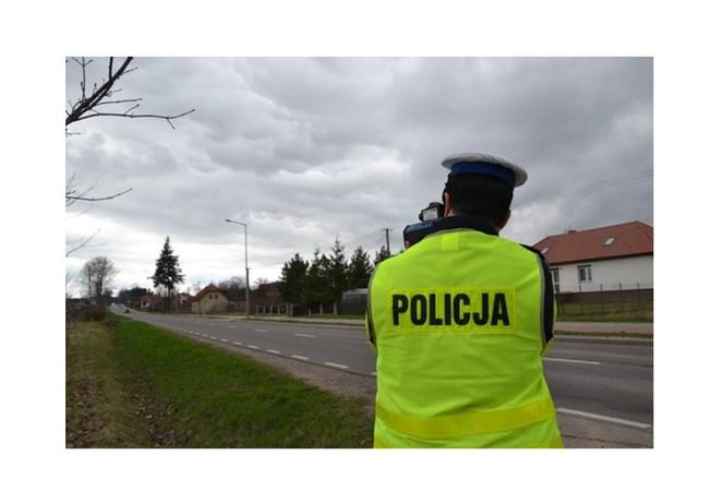 O wiele za szybko, za mało ostrożnie. Policjanci podsumowali weekend na drogach