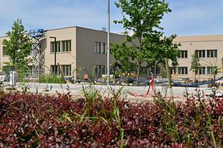 Szkoła przy ul. Asfaltowej we Wrocławiu