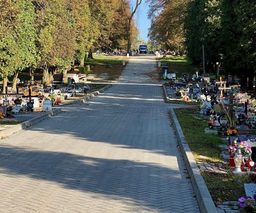 Dobre praktyki na bytomskim cmentarzu komunalnym przed Wszystkimi Świętymi. To czeka na każdego