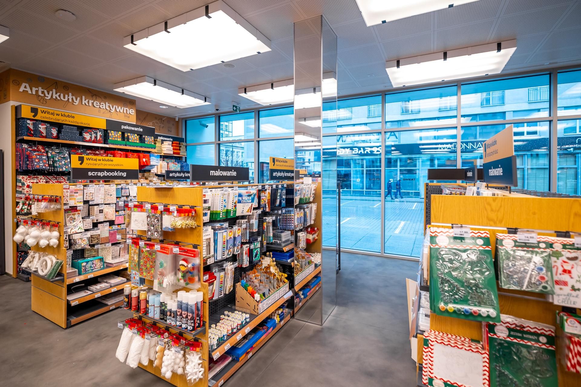 Wnętrza odnowionej "Cepelii" w Warszawie