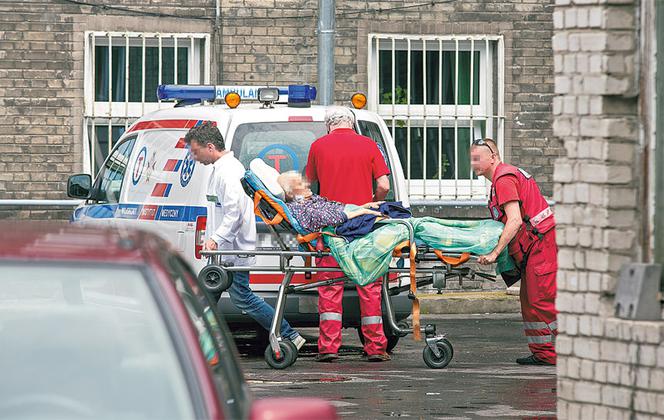 Fałszywy alarm bombowy sparaliżował Polskę