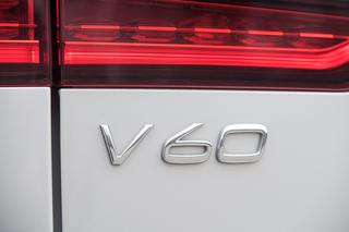 Volvo V60 Cross Country D4 190 KM AWD